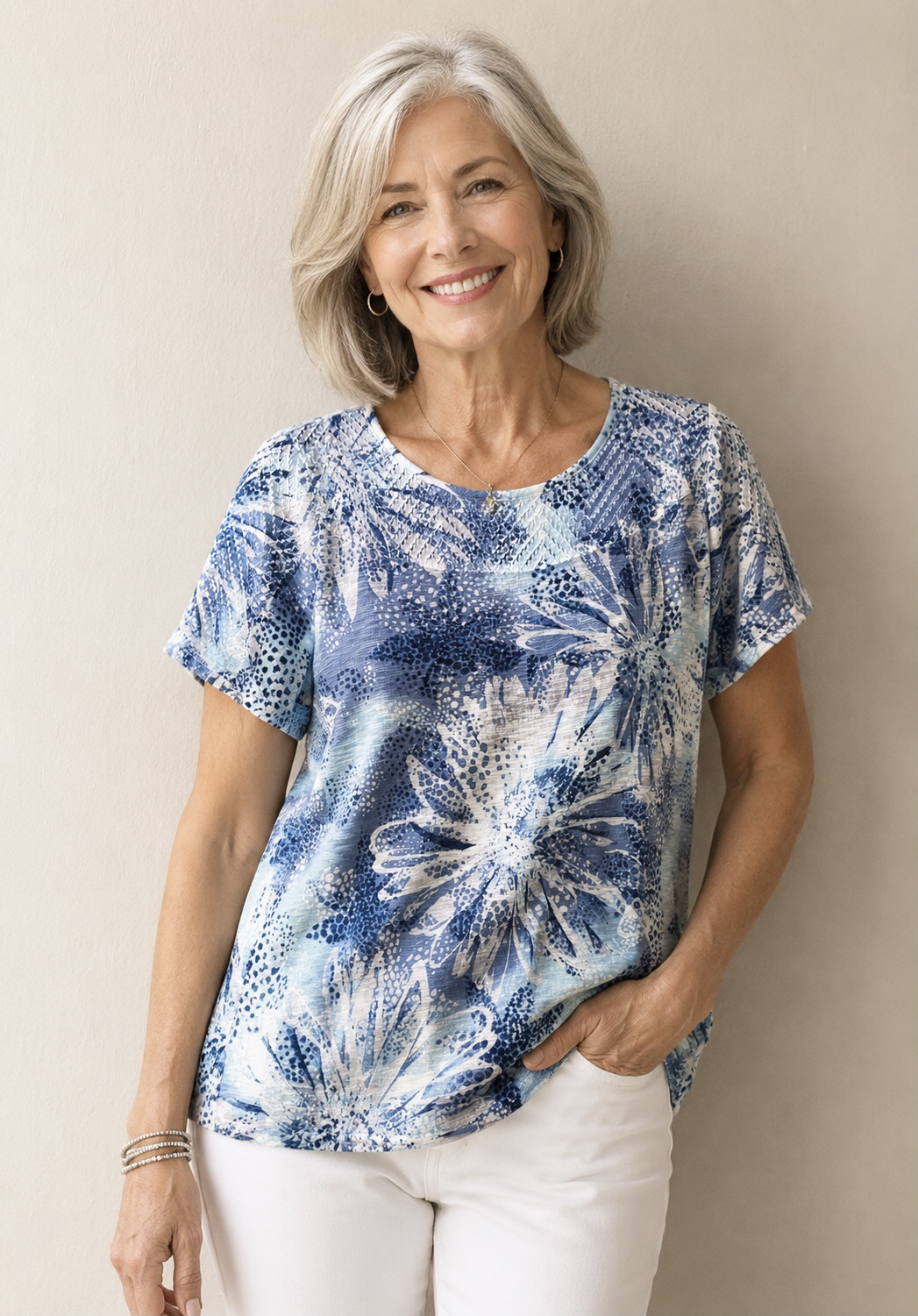 Floral short-sleeve top from the official Full Figure collection